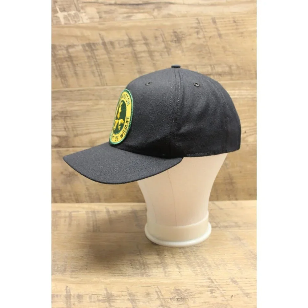 New Era Vintage Pro Model Snapback Hat Size Medium-Large Mesh‎ Wildlife Cap